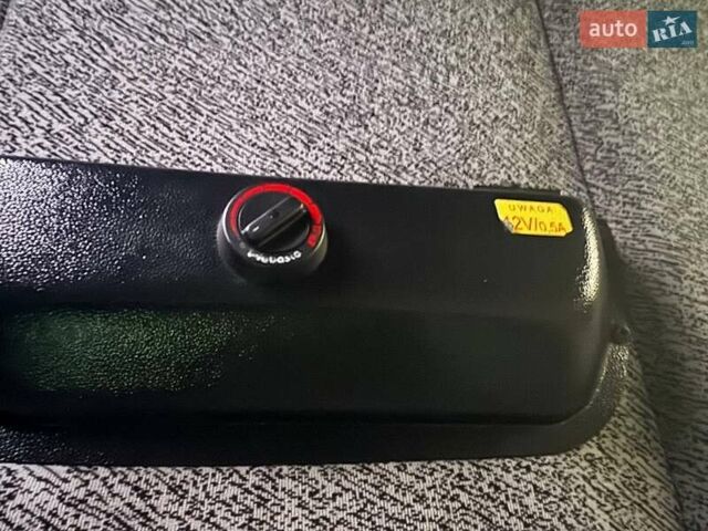 Білий Форд Транзит, об'ємом двигуна 2 л та пробігом 230 тис. км за 19700 $, фото 20 на Automoto.ua