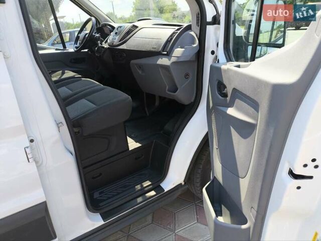 Белый Форд Транзит, объемом двигателя 0 л и пробегом 213 тыс. км за 17999 $, фото 35 на Automoto.ua