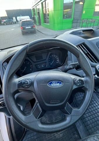 Білий Форд Транзит, об'ємом двигуна 2 л та пробігом 241 тис. км за 18000 $, фото 29 на Automoto.ua