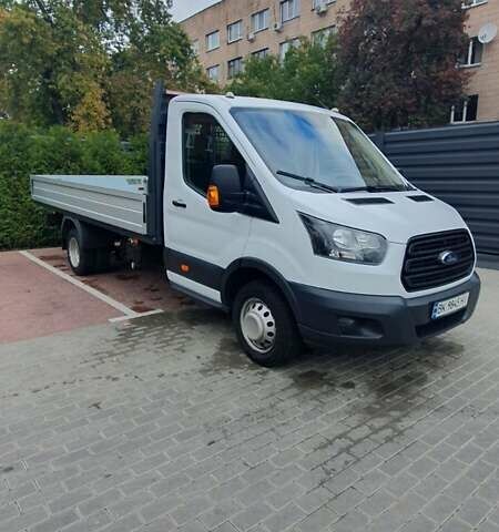 Белый Форд Транзит, объемом двигателя 2 л и пробегом 235 тыс. км за 20000 $, фото 1 на Automoto.ua