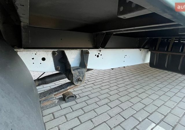 Білий Форд Транзит, об'ємом двигуна 2 л та пробігом 241 тис. км за 18000 $, фото 12 на Automoto.ua