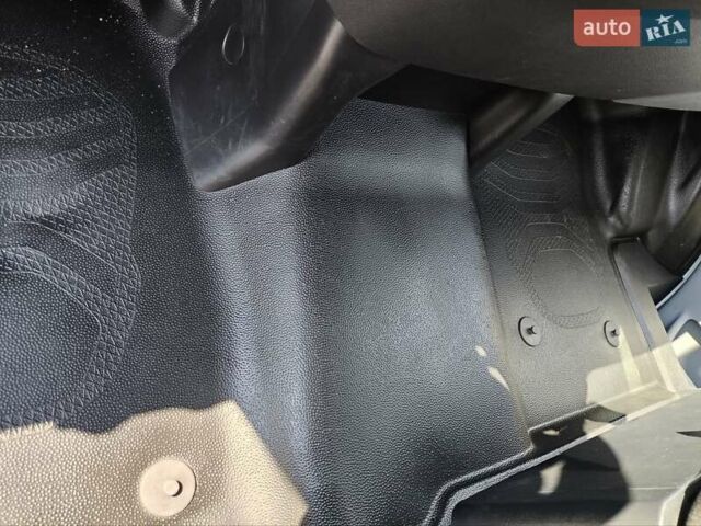 Белый Форд Транзит, объемом двигателя 0 л и пробегом 213 тыс. км за 17999 $, фото 30 на Automoto.ua