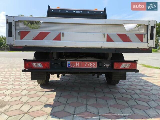 Білий Форд Транзит, об'ємом двигуна 0 л та пробігом 213 тис. км за 17999 $, фото 18 на Automoto.ua