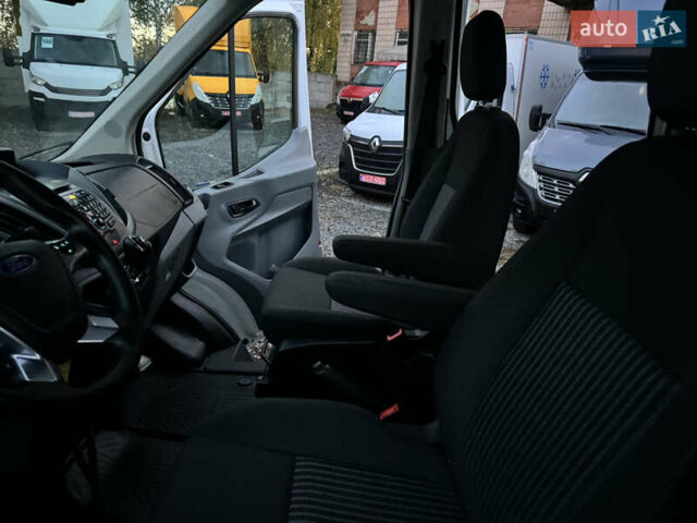 Белый Форд Транзит, объемом двигателя 2 л и пробегом 185 тыс. км за 24900 $, фото 25 на Automoto.ua