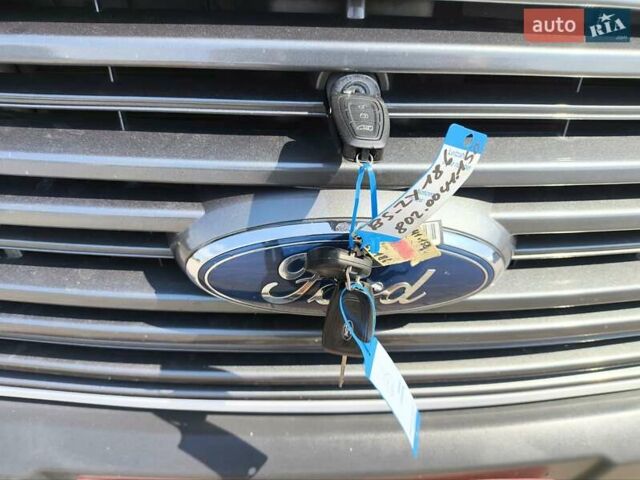 Білий Форд Транзит, об'ємом двигуна 0 л та пробігом 213 тис. км за 17999 $, фото 14 на Automoto.ua