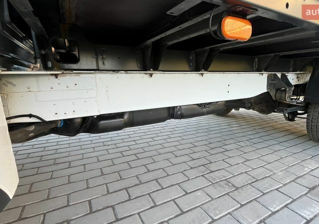 Білий Форд Транзит, об'ємом двигуна 2 л та пробігом 241 тис. км за 18000 $, фото 14 на Automoto.ua