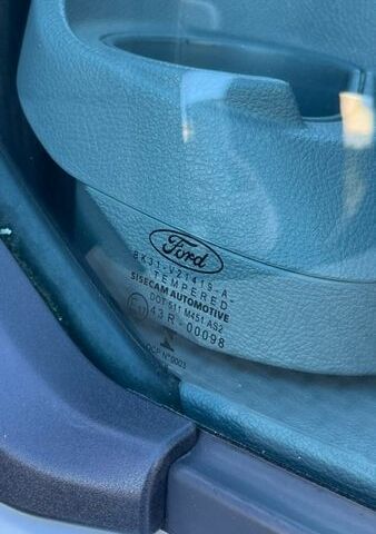 Білий Форд Транзит, об'ємом двигуна 2 л та пробігом 241 тис. км за 18000 $, фото 39 на Automoto.ua