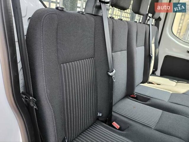 Білий Форд Транзит, об'ємом двигуна 0 л та пробігом 213 тис. км за 17999 $, фото 26 на Automoto.ua