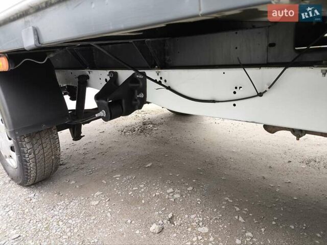 Білий Форд Транзит, об'ємом двигуна 0 л та пробігом 209 тис. км за 18800 $, фото 9 на Automoto.ua