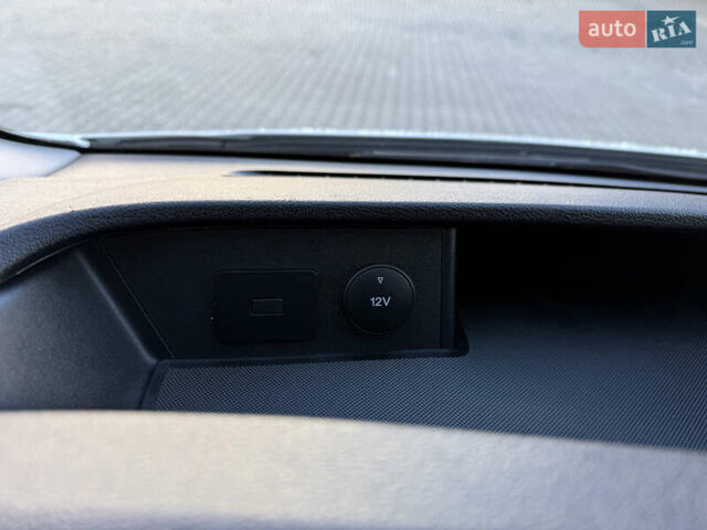 Белый Форд Транзит, объемом двигателя 0 л и пробегом 203 тыс. км за 20500 $, фото 42 на Automoto.ua