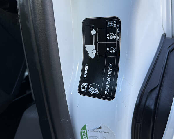 Белый Форд Транзит, объемом двигателя 0 л и пробегом 203 тыс. км за 20500 $, фото 38 на Automoto.ua