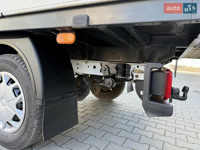 Белый Форд Транзит, объемом двигателя 0 л и пробегом 203 тыс. км за 20500 $, фото 20 на Automoto.ua