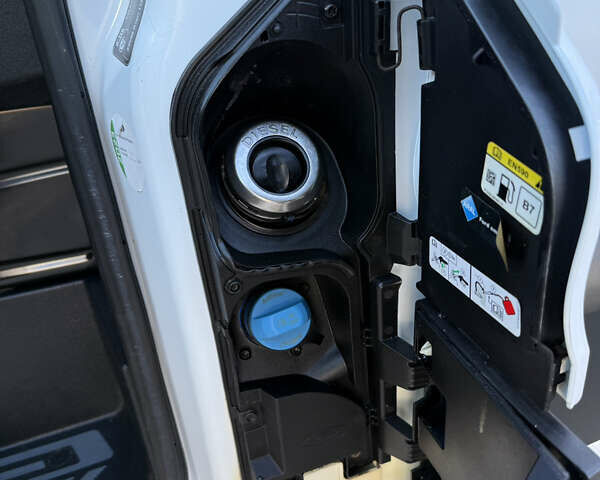 Белый Форд Транзит, объемом двигателя 0 л и пробегом 203 тыс. км за 20500 $, фото 39 на Automoto.ua