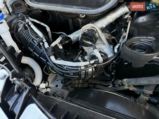 Белый Форд Транзит, объемом двигателя 0 л и пробегом 203 тыс. км за 20500 $, фото 69 на Automoto.ua