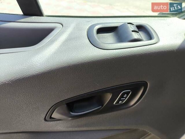 Белый Форд Транзит, объемом двигателя 2 л и пробегом 97 тыс. км за 22500 $, фото 27 на Automoto.ua