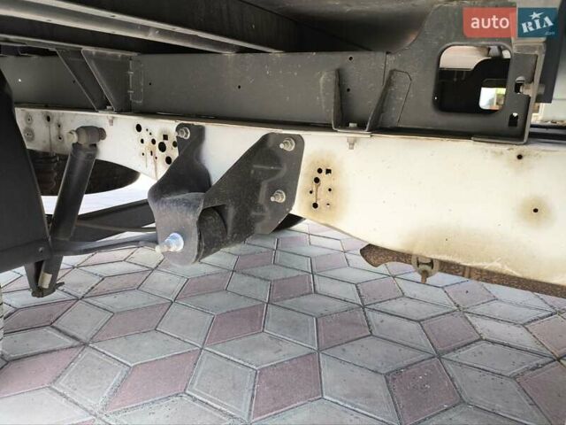 Белый Форд Транзит, объемом двигателя 2 л и пробегом 97 тыс. км за 22500 $, фото 12 на Automoto.ua