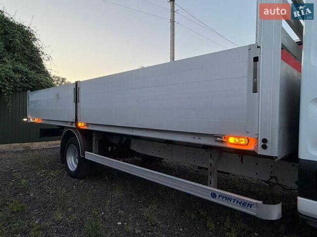 Белый Форд Транзит, объемом двигателя 2 л и пробегом 327 тыс. км за 21500 $, фото 13 на Automoto.ua