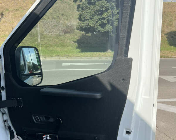 Белый Форд Транзит, объемом двигателя 2 л и пробегом 250 тыс. км за 71994 $, фото 17 на Automoto.ua