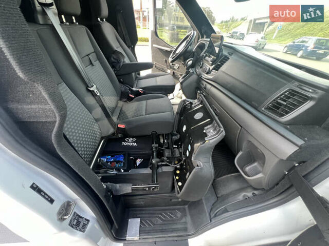 Белый Форд Транзит, объемом двигателя 2 л и пробегом 250 тыс. км за 71994 $, фото 31 на Automoto.ua