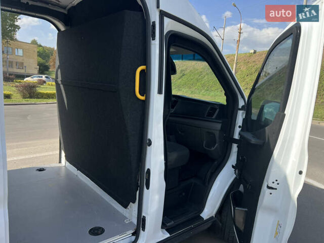 Белый Форд Транзит, объемом двигателя 2 л и пробегом 250 тыс. км за 71994 $, фото 12 на Automoto.ua