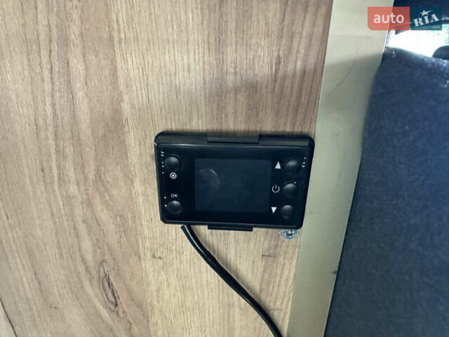 Белый Форд Транзит, объемом двигателя 2.2 л и пробегом 210 тыс. км за 14500 $, фото 31 на Automoto.ua