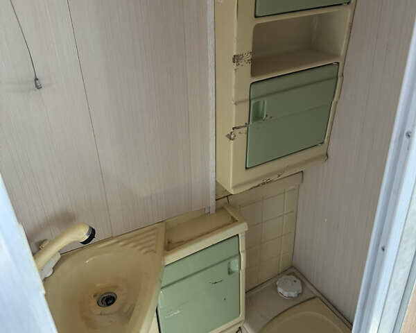 Белый Форд Транзит, объемом двигателя 2.2 л и пробегом 210 тыс. км за 14500 $, фото 35 на Automoto.ua