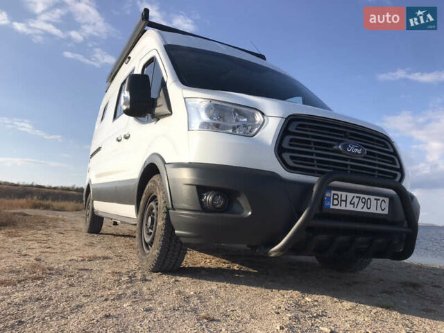 Білий Форд Транзит, об'ємом двигуна 2.2 л та пробігом 235 тис. км за 35500 $, фото 10 на Automoto.ua