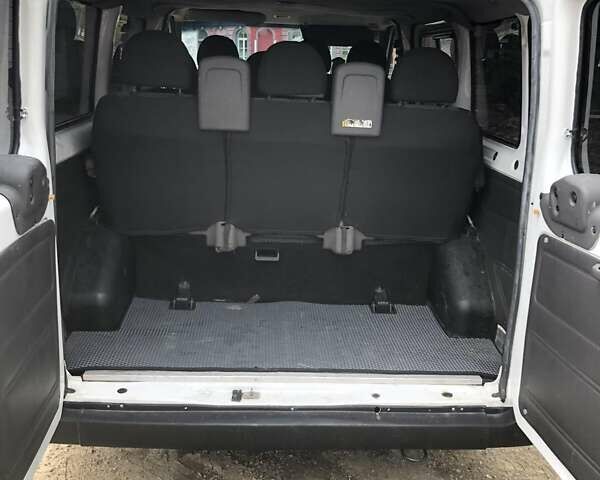 Білий Форд Транзит, об'ємом двигуна 2 л та пробігом 546 тис. км за 6200 $, фото 7 на Automoto.ua