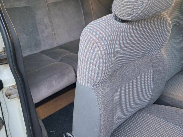 Білий Форд Транзит, об'ємом двигуна 2 л та пробігом 419 тис. км за 2400 $, фото 12 на Automoto.ua