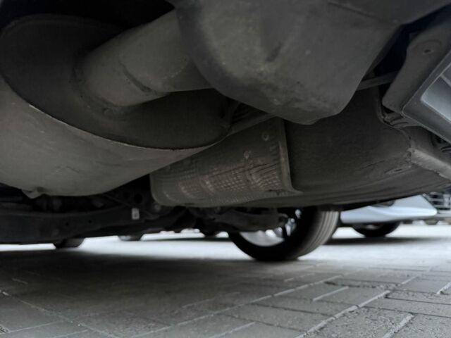 Білий Форд Транзит, об'ємом двигуна 2.2 л та пробігом 304 тис. км за 9529 $, фото 18 на Automoto.ua