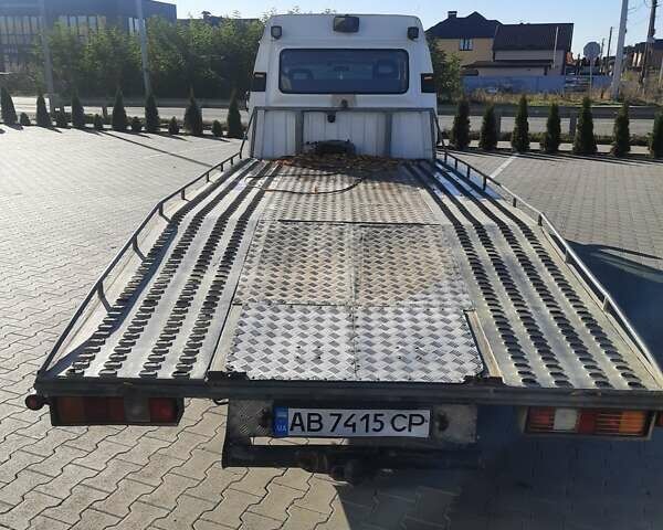 Белый Форд Транзит, объемом двигателя 2.5 л и пробегом 370 тыс. км за 8500 $, фото 9 на Automoto.ua