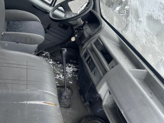 Белый Форд Транзит, объемом двигателя 2 л и пробегом 125 тыс. км за 750 $, фото 4 на Automoto.ua