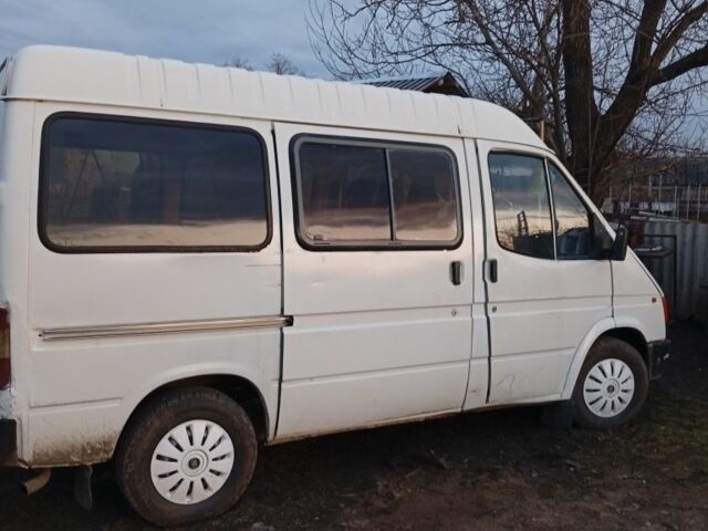Білий Форд Транзит, об'ємом двигуна 2.5 л та пробігом 150 тис. км за 2700 $, фото 5 на Automoto.ua