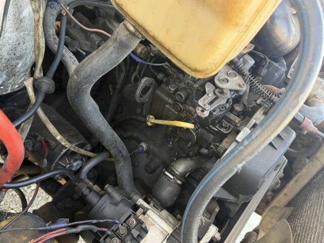 Білий Форд Транзит, об'ємом двигуна 2.5 л та пробігом 300 тис. км за 2499 $, фото 8 на Automoto.ua