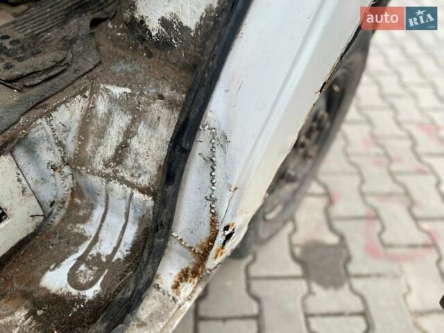 Белый Форд Транзит, объемом двигателя 2.5 л и пробегом 500 тыс. км за 2250 $, фото 10 на Automoto.ua