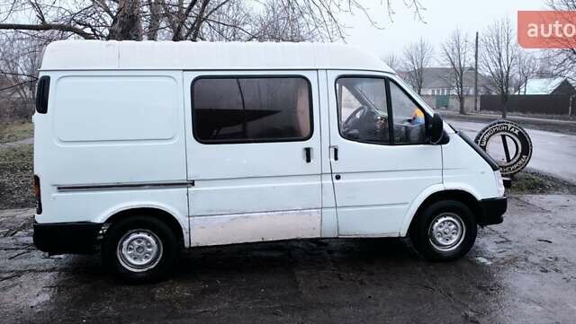 Белый Форд Транзит, объемом двигателя 2.5 л и пробегом 501 тыс. км за 3500 $, фото 8 на Automoto.ua