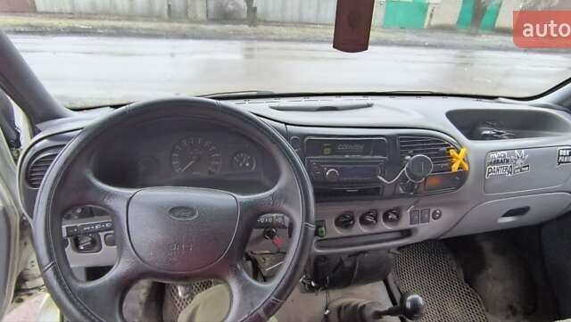 Белый Форд Транзит, объемом двигателя 2.5 л и пробегом 501 тыс. км за 3500 $, фото 13 на Automoto.ua