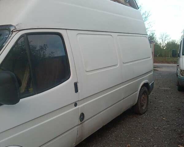 Белый Форд Транзит, объемом двигателя 2.5 л и пробегом 580 тыс. км за 3000 $, фото 3 на Automoto.ua