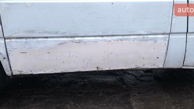 Белый Форд Транзит, объемом двигателя 2.5 л и пробегом 501 тыс. км за 3500 $, фото 7 на Automoto.ua