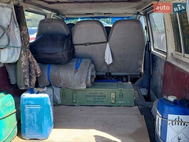 Белый Форд Транзит, объемом двигателя 2.5 л и пробегом 440 тыс. км за 2100 $, фото 2 на Automoto.ua