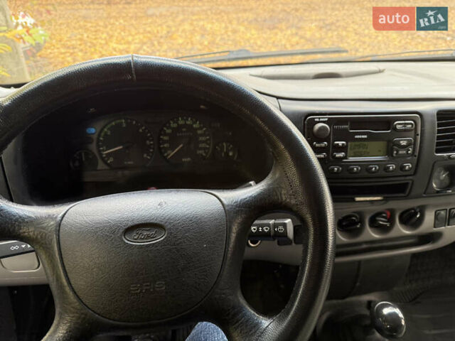 Белый Форд Транзит, объемом двигателя 2.5 л и пробегом 500 тыс. км за 2300 $, фото 13 на Automoto.ua