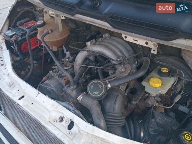 Білий Форд Транзит, об'ємом двигуна 2.5 л та пробігом 730 тис. км за 3700 $, фото 15 на Automoto.ua