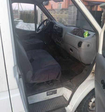 Білий Форд Транзит, об'ємом двигуна 2.5 л та пробігом 265 тис. км за 3800 $, фото 10 на Automoto.ua