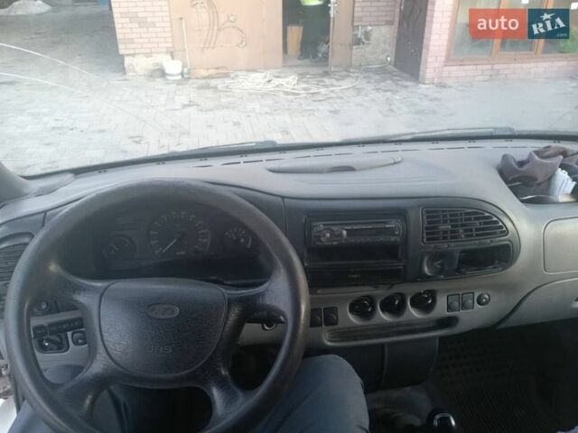 Білий Форд Транзит, об'ємом двигуна 2.5 л та пробігом 265 тис. км за 3800 $, фото 6 на Automoto.ua