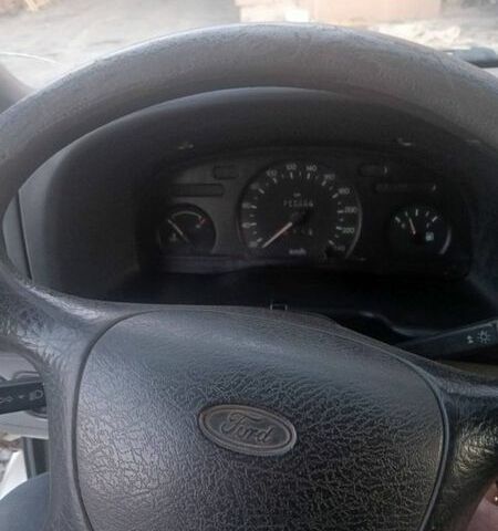 Білий Форд Транзит, об'ємом двигуна 2.5 л та пробігом 265 тис. км за 3800 $, фото 7 на Automoto.ua