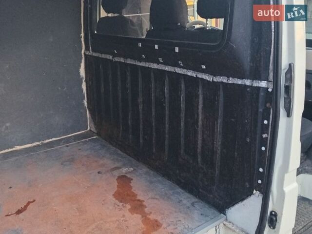 Білий Форд Транзит, об'ємом двигуна 2.5 л та пробігом 730 тис. км за 3700 $, фото 10 на Automoto.ua