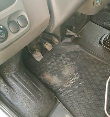 Білий Форд Транзит, об'ємом двигуна 2 л та пробігом 358 тис. км за 5800 $, фото 16 на Automoto.ua