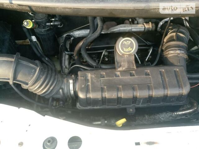 Білий Форд Транзит, об'ємом двигуна 2 л та пробігом 358 тис. км за 5800 $, фото 19 на Automoto.ua