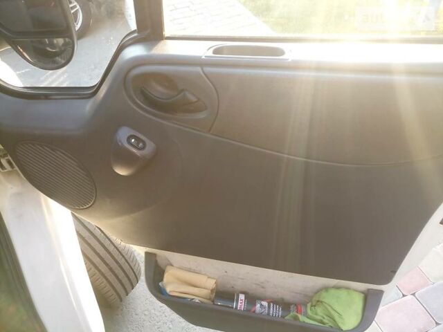 Білий Форд Транзит, об'ємом двигуна 2 л та пробігом 358 тис. км за 5800 $, фото 9 на Automoto.ua