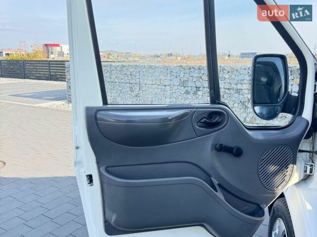 Білий Форд Транзит, об'ємом двигуна 2 л та пробігом 530 тис. км за 4200 $, фото 13 на Automoto.ua